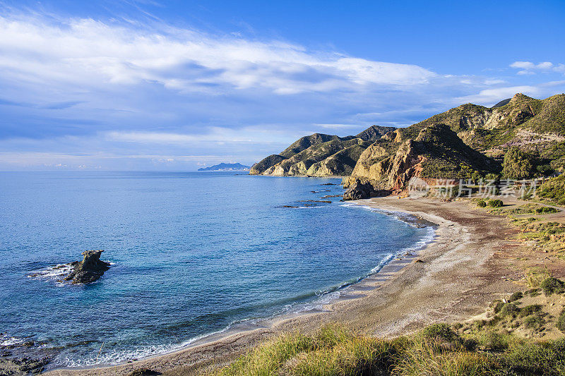 Playa del Sombrerico，西班牙安达卢西亚的一个偏远海滩